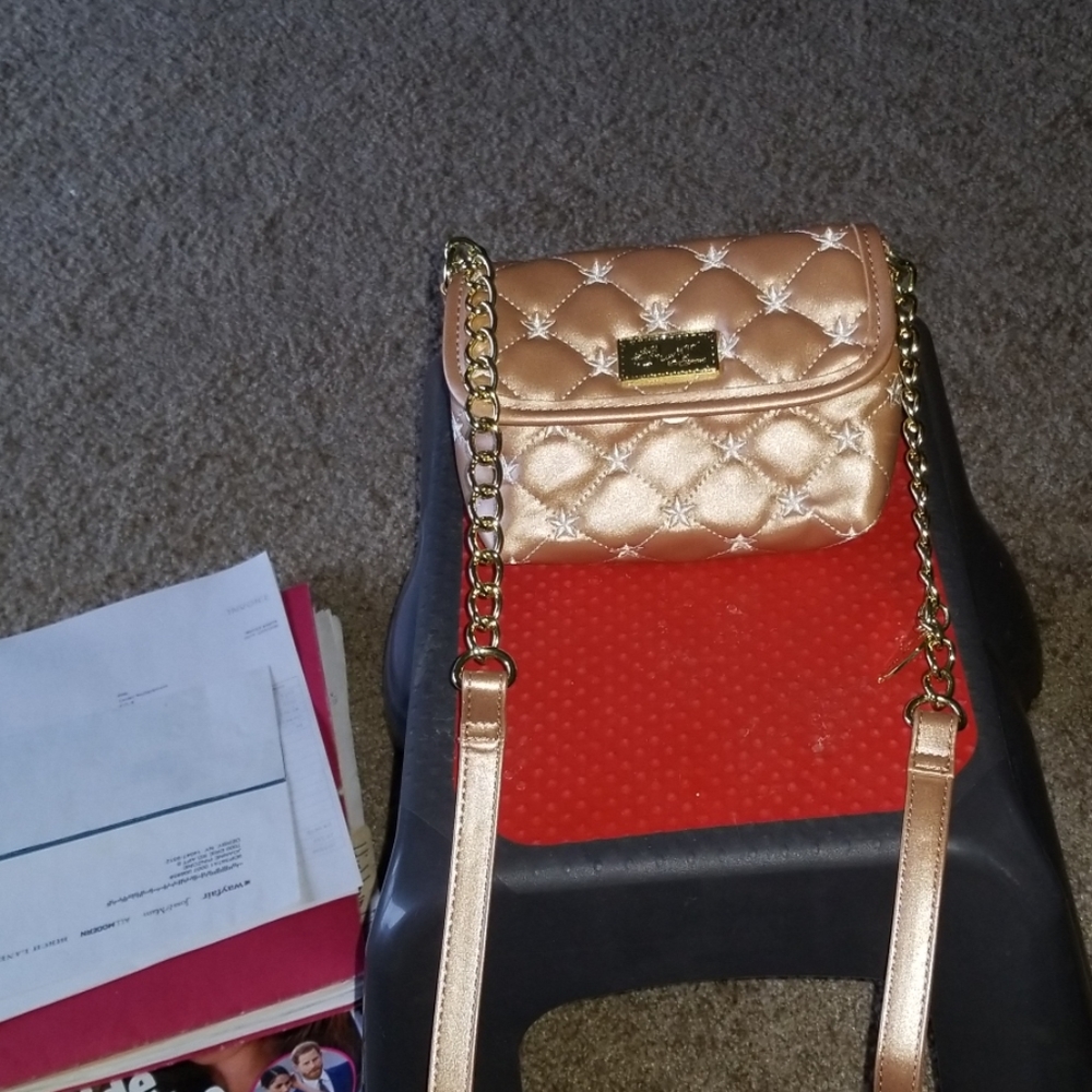 Purse - Picture 3 of 3